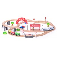 Set 2 Trenulete cu Locomotiva Electrica pe Baterii –  Set Pod, Viaduct, Trecere la nivel, Gara,  circuit din lemn cu 60 piese sine si accesorii 